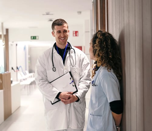 Pain Huddle Leads to Less Medication, Lower...